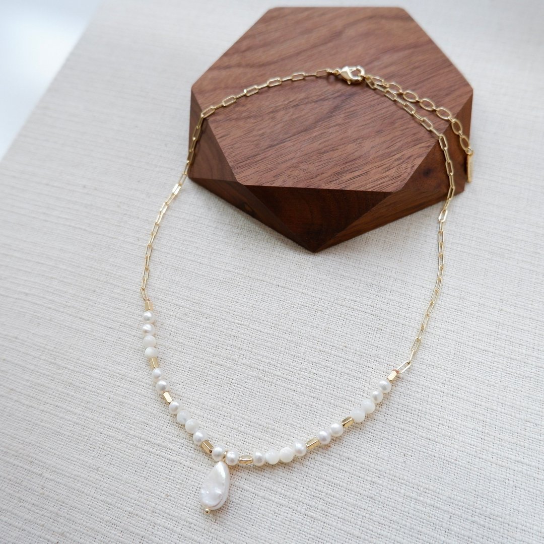 Freshwater Pearl  Short Necklace - 项链 - 珍珠 白色