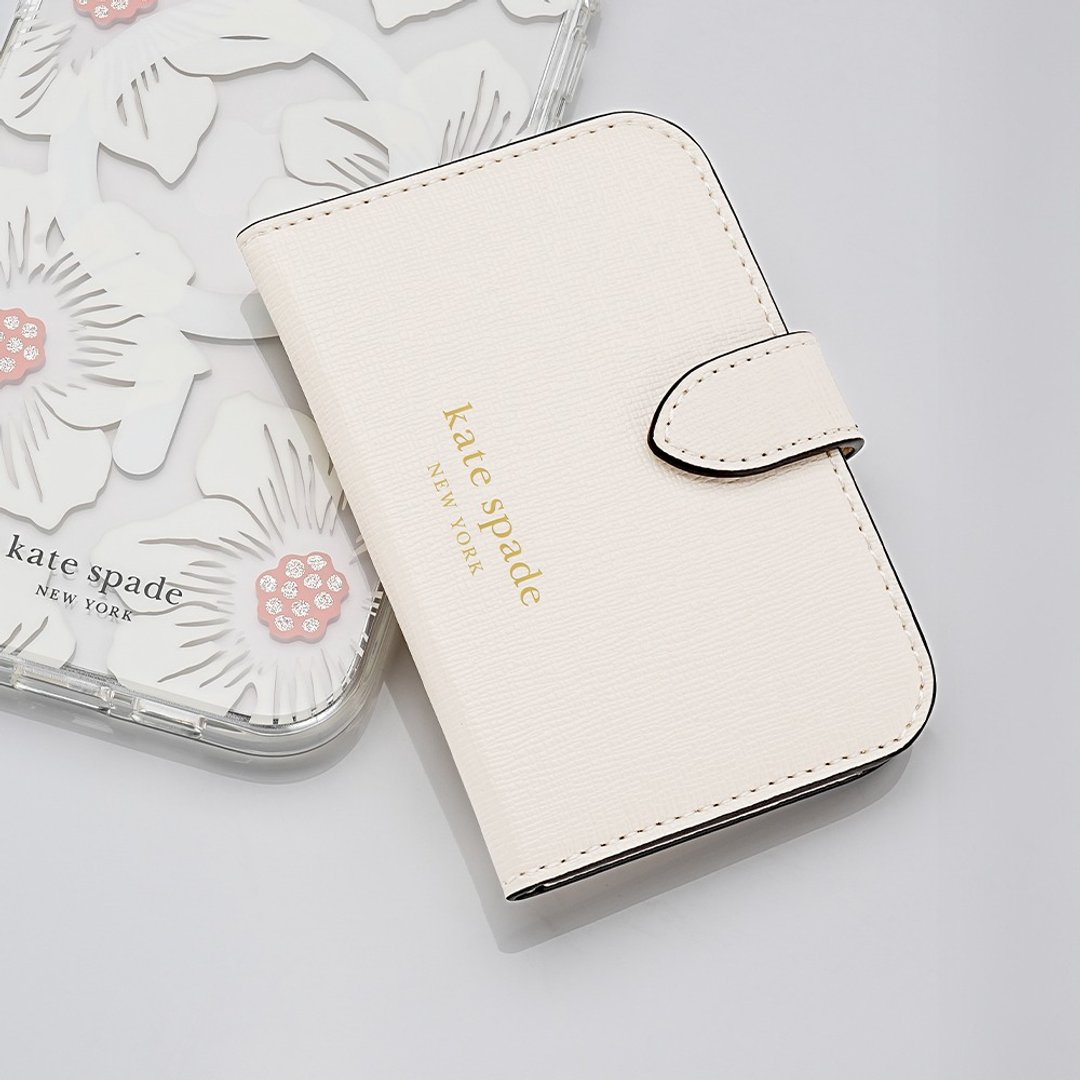 【kate spade】MagSafe迷你掀盖包 奶油白 - 手机配件 - 其他材质 白色