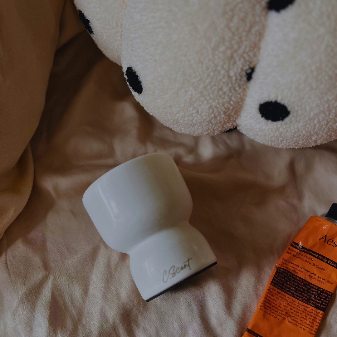 C.Scent Classic系列 Insomnia 天然精油蜡烛 薰衣草柑橘 睡意夜 - 香薰/精油/线香 - 蜡 