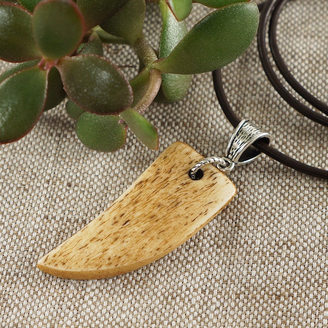 Beige Bone Tusk Claw Tooth Tribal Protection Amulet Pendant Necklace Jewelry - 项链 - 其他材质 咖啡色