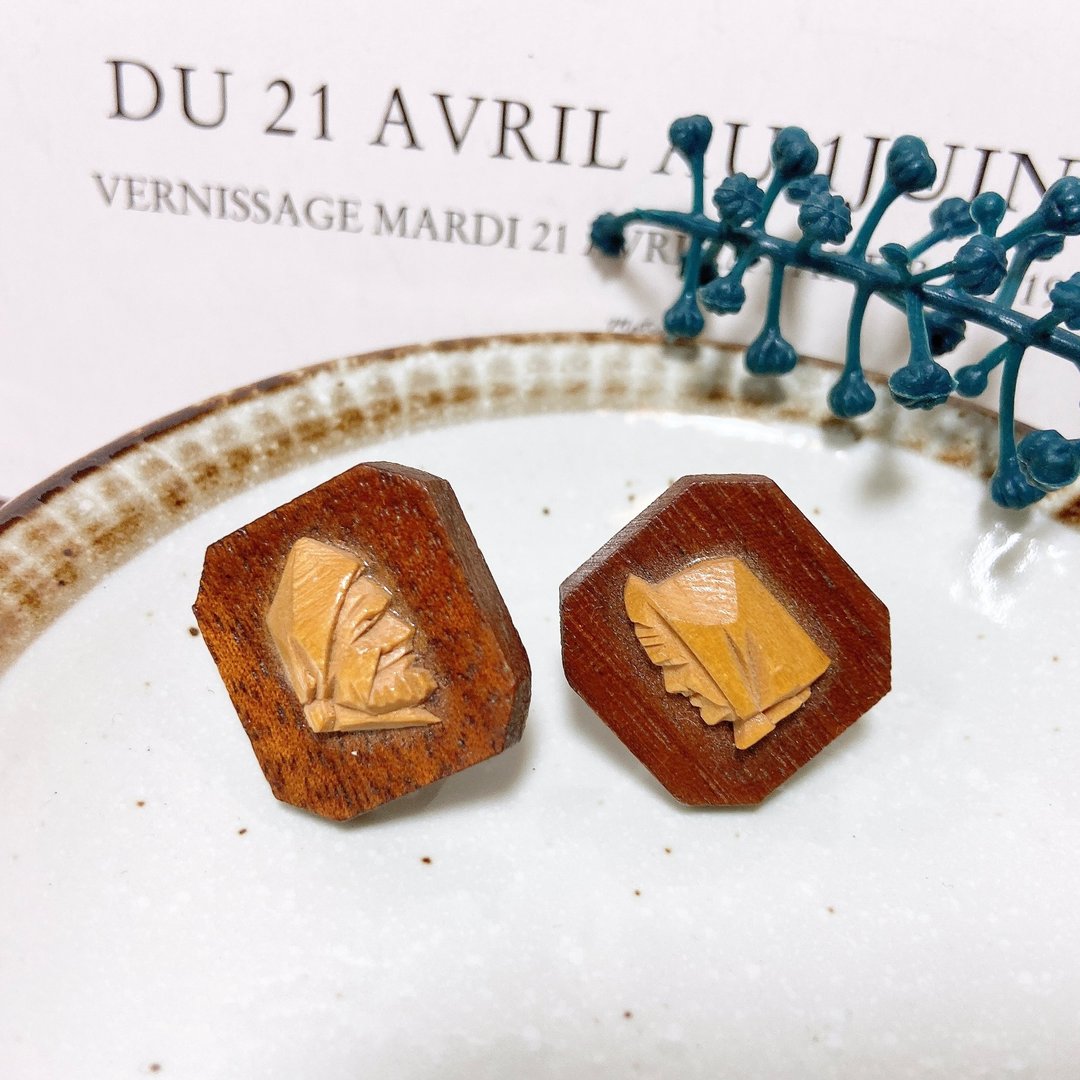 【西洋古董饰品】天然手工雕刻木头 收藏 美耳环 螺旋耳夹 - 耳环/耳夹 - 贵金属 咖啡色