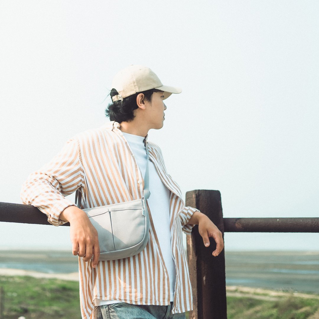 帆布半圆小侧包 - 侧背包/斜挎包 - 棉 多色