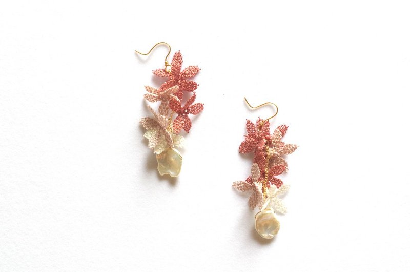 [Made-to-order] Eneoya floret and poppy pearl earrings, autumn rose - 耳环/耳夹 - 聚酯纤维 粉红色