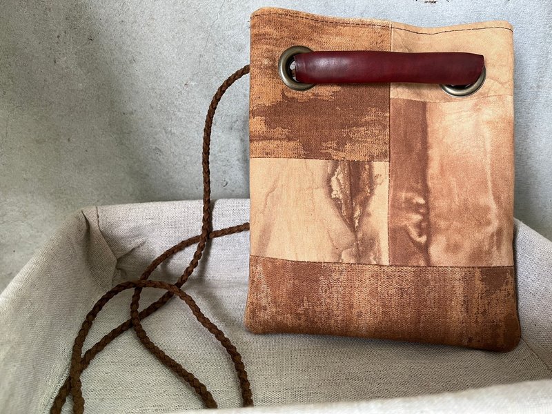 柿聚落拼接侧包(方形格) - 侧背包/斜挎包 - 棉．麻 咖啡色