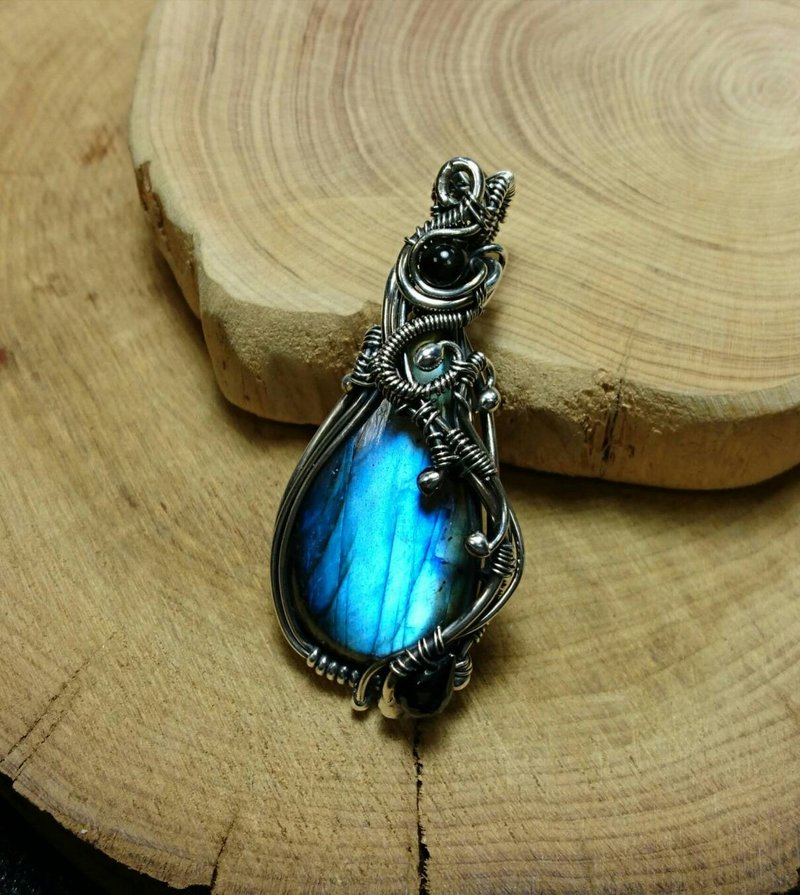 蓝光拉长石999纯银缠绕坠 - 项链 - 宝石 蓝色
