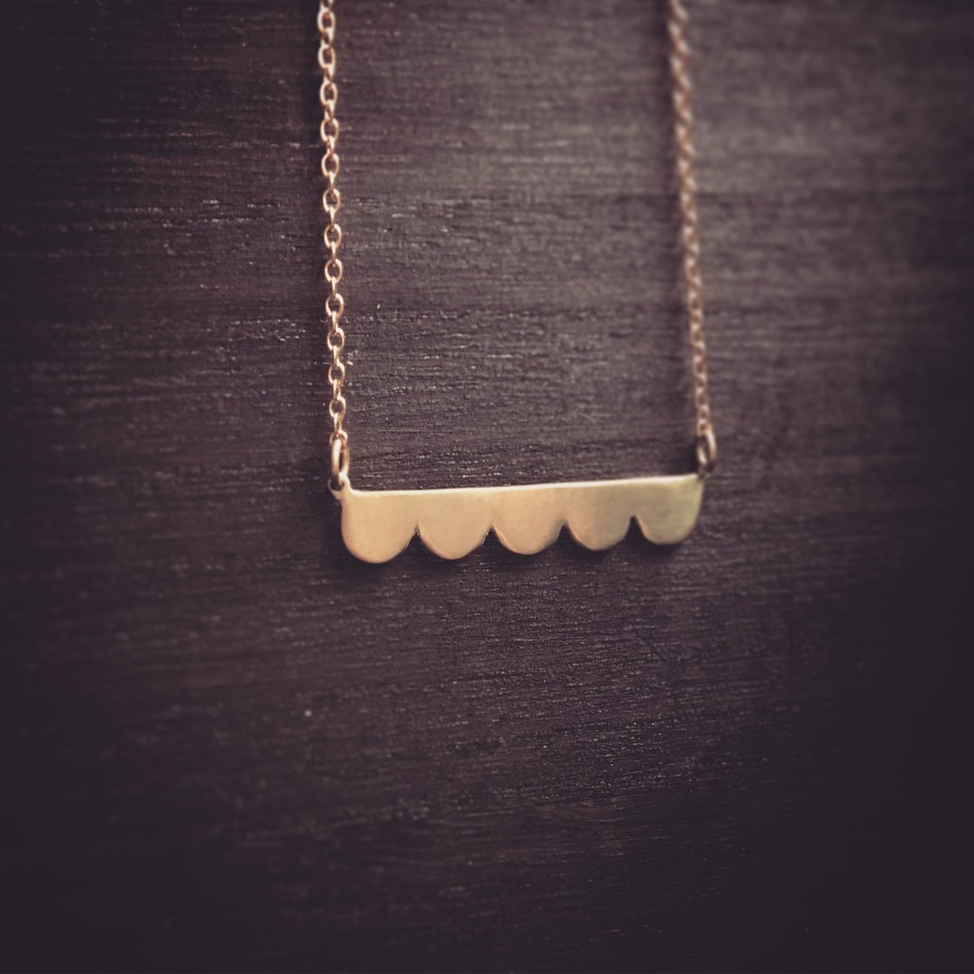 Misstache N.5 胡子小姐 5 号 手工黄铜项链 Brass Necklace - 项链 - 其他金属 金色