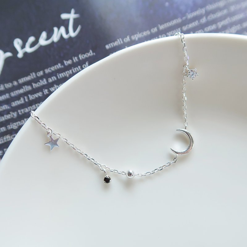925纯银 黑尖晶 月亮 星星 小钻 定制化刻字 手链 免费送礼包装 - 手链/手环 - 纯银 黑色