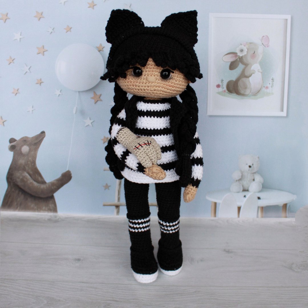 Wednesday Addams doll, Knitted Wednesday Doll, Wednesday toy - 玩具/玩偶 - 其他材质 