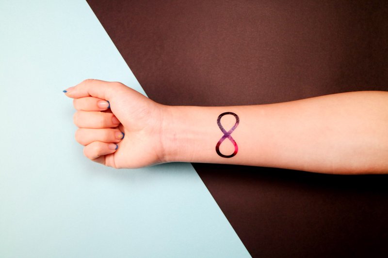 Deerhorn design / 鹿角 刺青 纹身贴纸 2入 无限大 宇宙 - 纹身贴 - 纸 多色