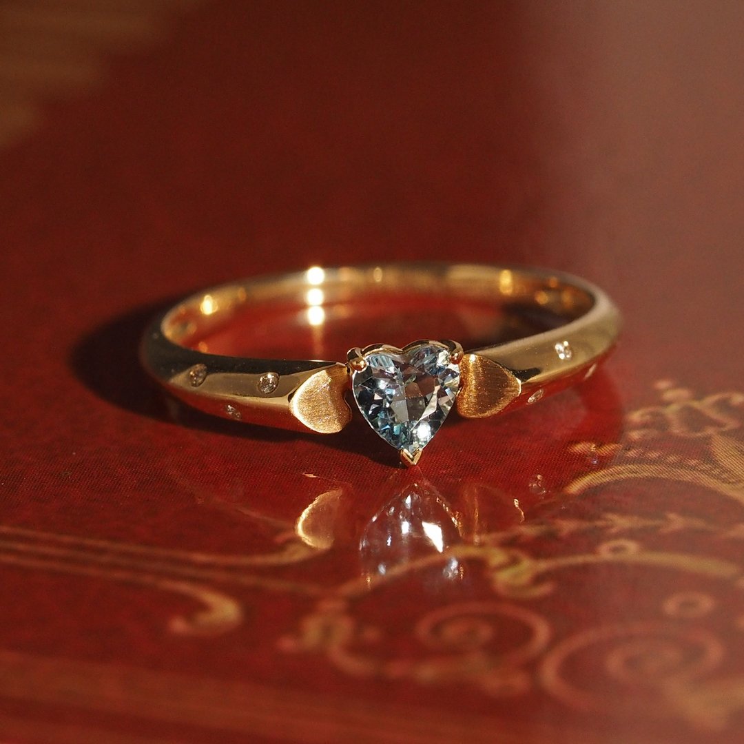 18K金海蓝宝石心形戒指 18K Gold The Aquamarine Heart Ring - 戒指 - 贵金属 