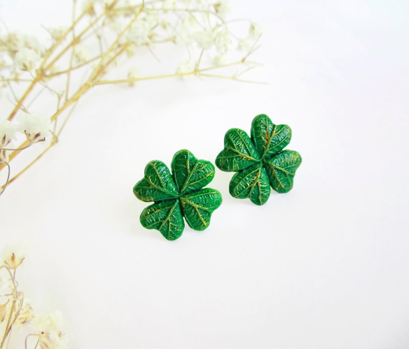 Lucky clover earrings Green clover earrings St. Patrick's day earrings Celtic - 耳环/耳夹 - 粘土 绿色