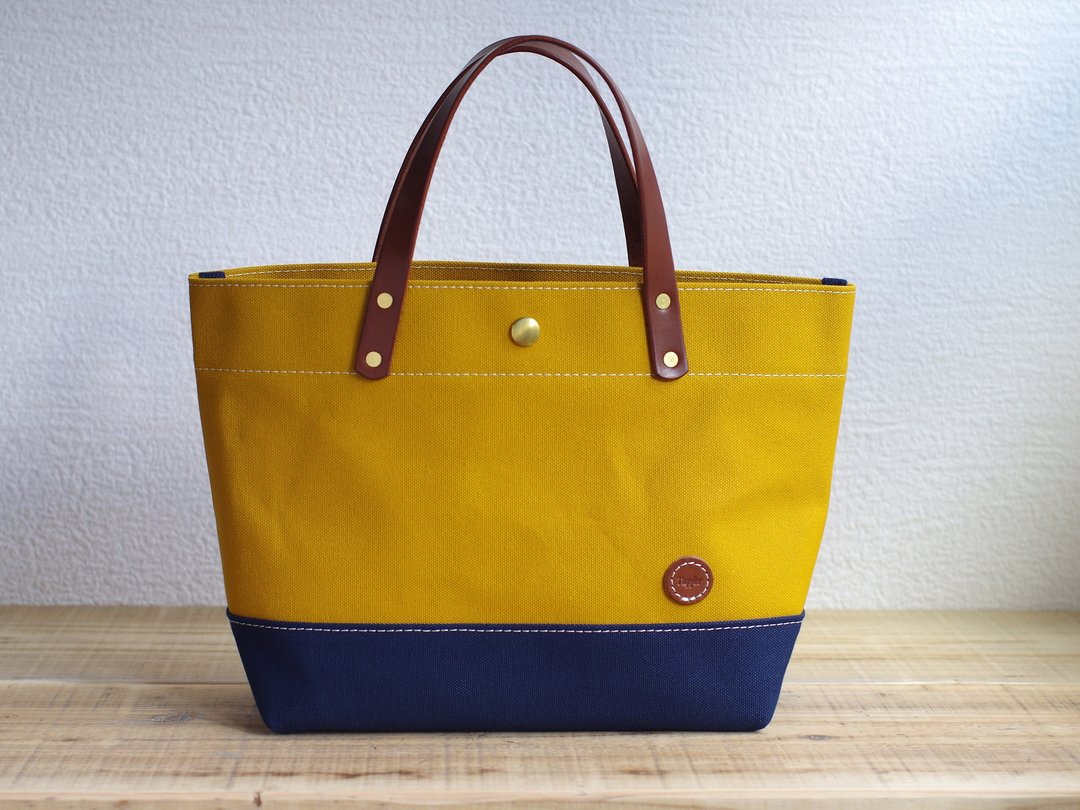 Leather handle canvas tote bag mustard x navy - 手提包/手提袋 - 棉 黄色