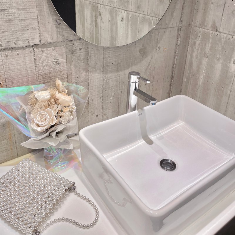 Go with the Flow 永生花束 - Crystal Clear - 干燥花/捧花 - 植物．花 银色