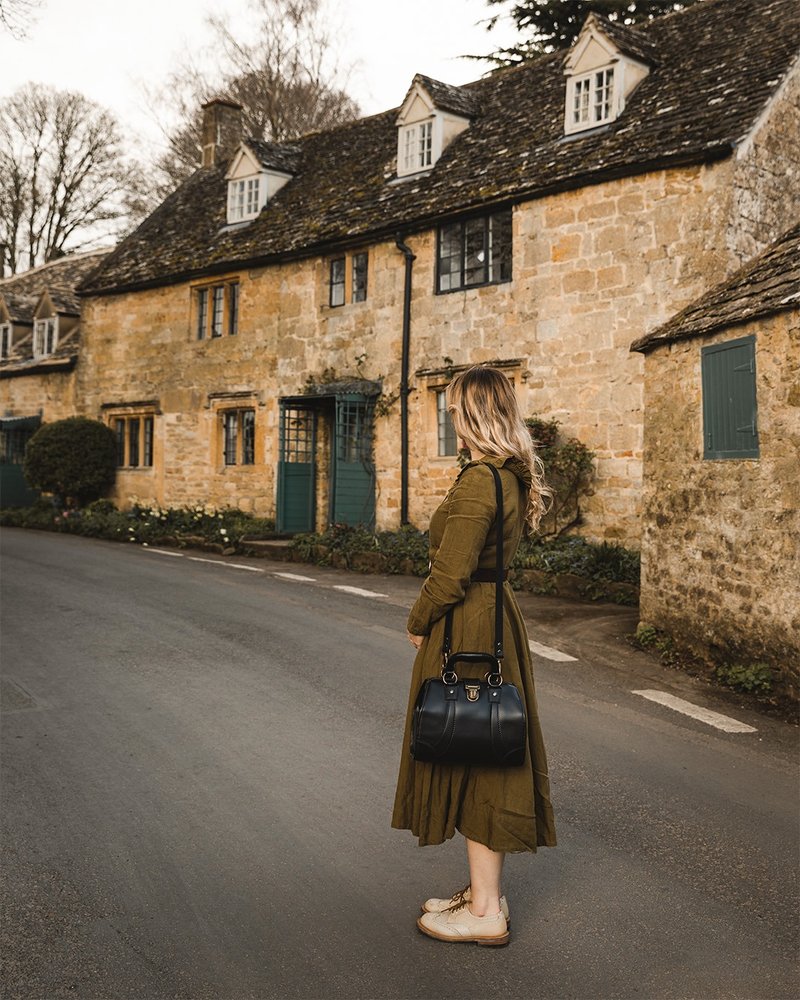 JAQUELINE 复古牛皮医生包 - 手提包/手提袋 - 真皮 黑色