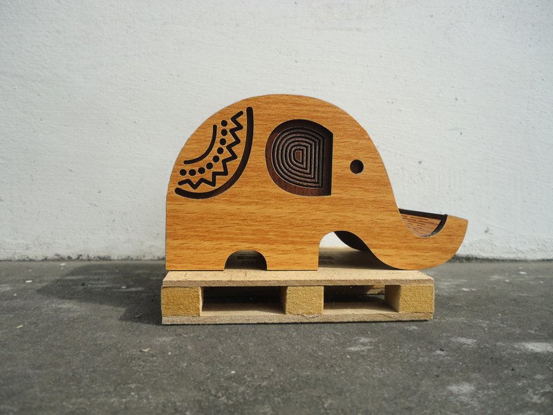 【教师节礼物】专利定制化木雕大象多功能笔插 - 笔筒/笔座 - 木头 咖啡色