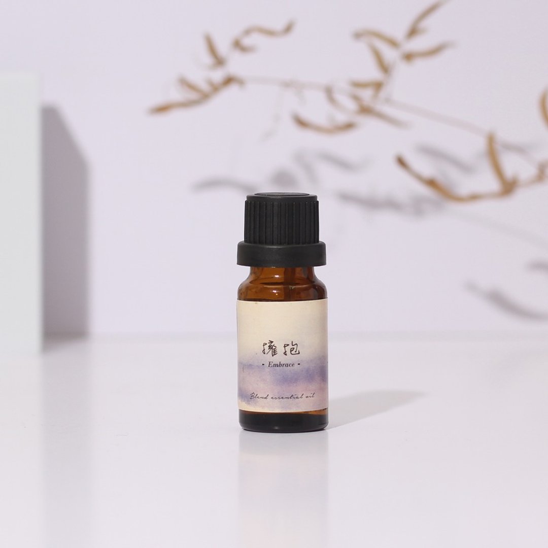 【拥抱】苿莉优雅花香、10mL、复方精油丨室内香氛 - 香薰/精油/线香 - 植物．花 紫色