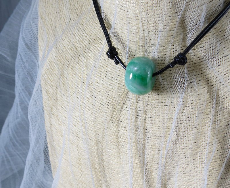 【幸运路路通】暴风雪棉翡翠韩国蜡线项链*AG05*招财、防小人 - 锁骨链 - 宝石 多色