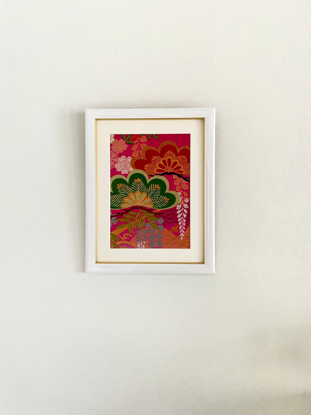The art panel made from Japanese bride Kimono　Pine tree Matsu Kimono pattern　025 - 墙贴/壁贴 - 丝．绢 粉红色