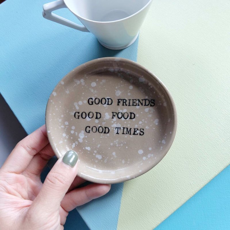 3 Good saucer - 花瓶/陶器 - 粘土 