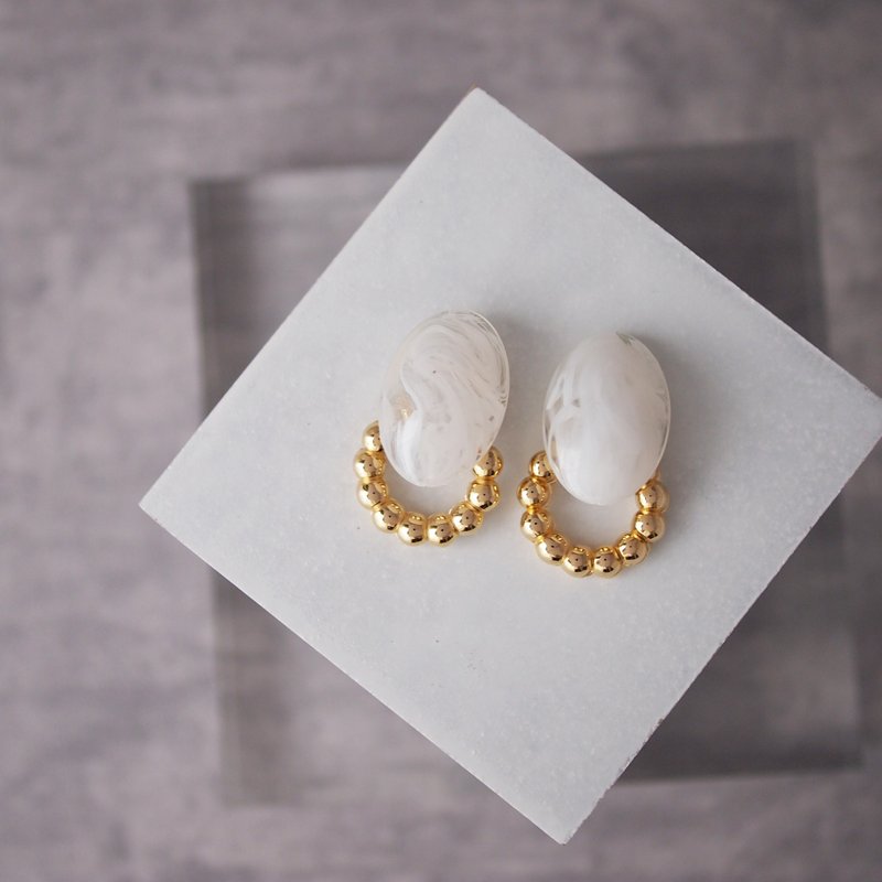 mist earrings - 耳环/耳夹 - 其他金属 白色