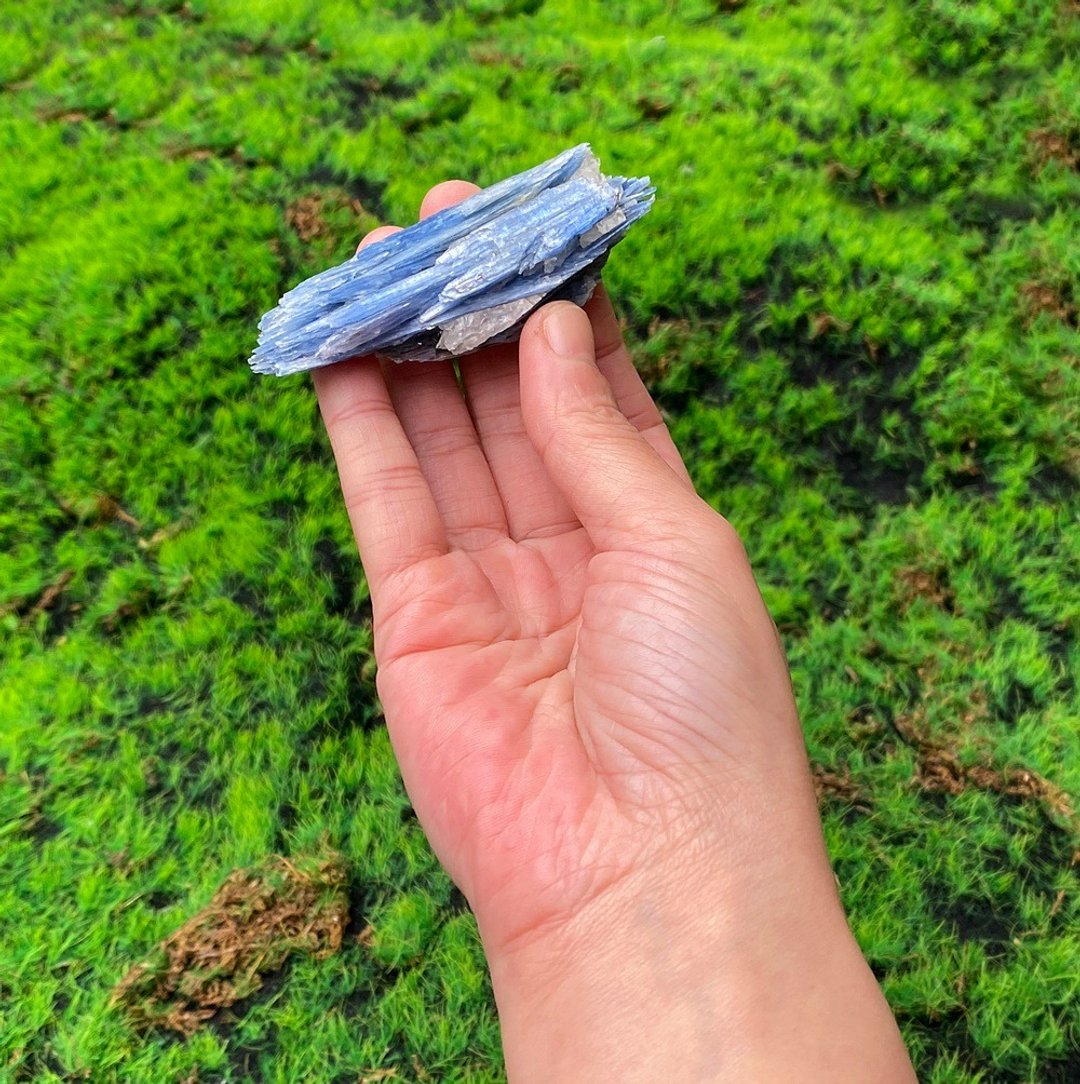 天然原矿蓝晶石共生白水晶 疗愈 能量 沟通 表达 观察力 快速出货 - 摆饰 - 水晶 多色