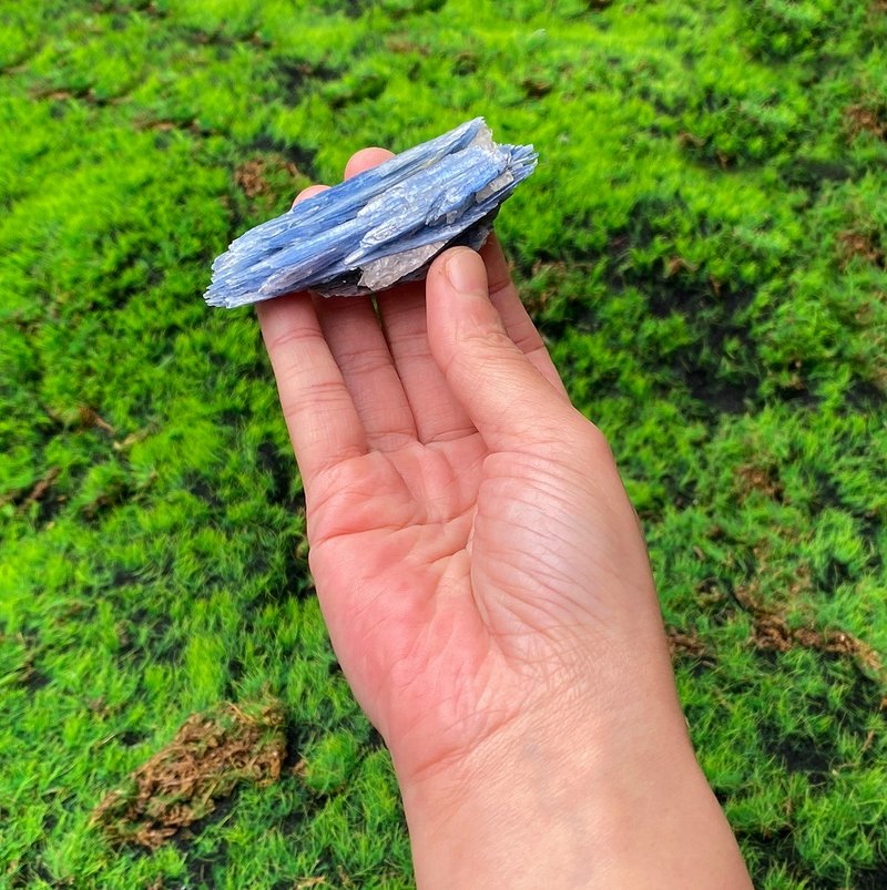 天然原矿蓝晶石共生白水晶 疗愈 能量 沟通 表达 观察力 快速出货 - 摆饰 - 水晶 多色