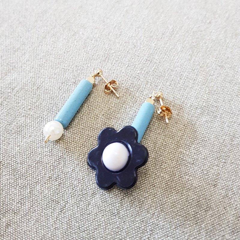 复古小花 陶瓷珠珍珠 限量球型耳针 (金) - 耳环/耳夹 - 瓷 蓝色