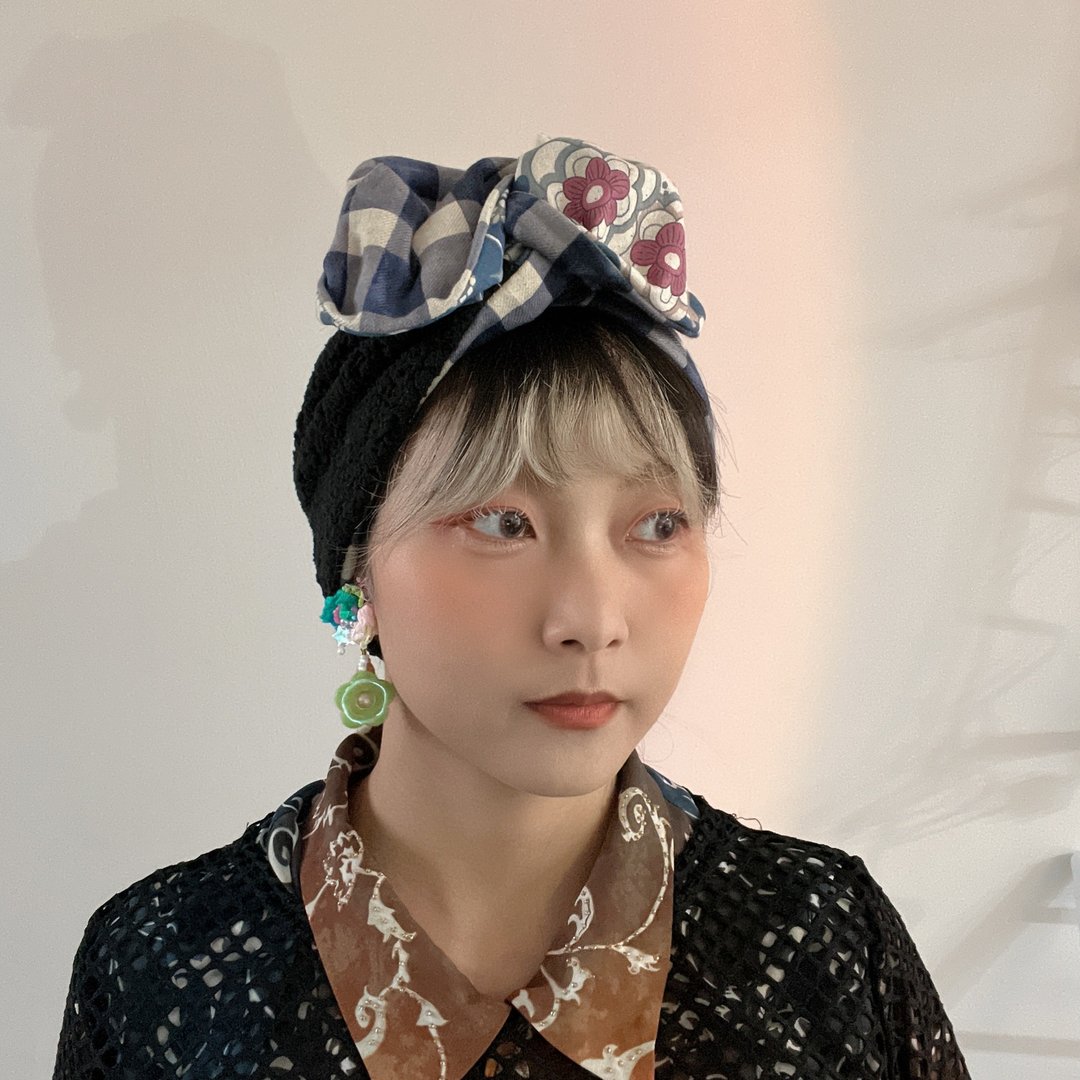 格纹缤纷小花羊羔绒宽版发带 - 发饰 - 棉 蓝色