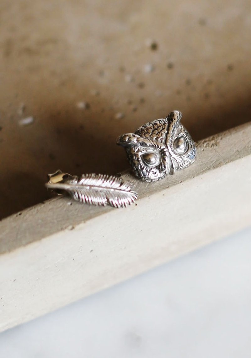 Petite Fille  女未女未手工银饰 小猫头鹰  纯银耳环 - 耳环/耳夹 - 纯银 银色