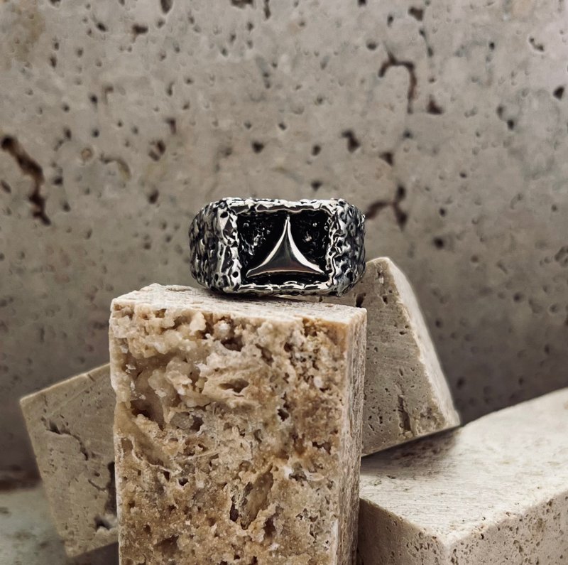 三角石戒指 - 戒指 - 银 