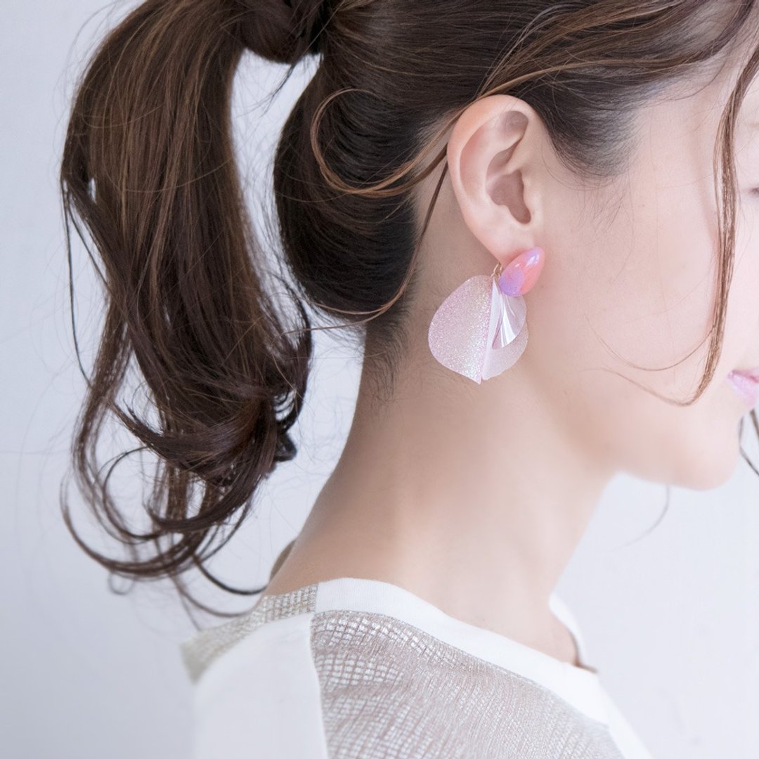 Mystis Park | Earrings | Pink - 耳环/耳夹 - 压克力 粉红色