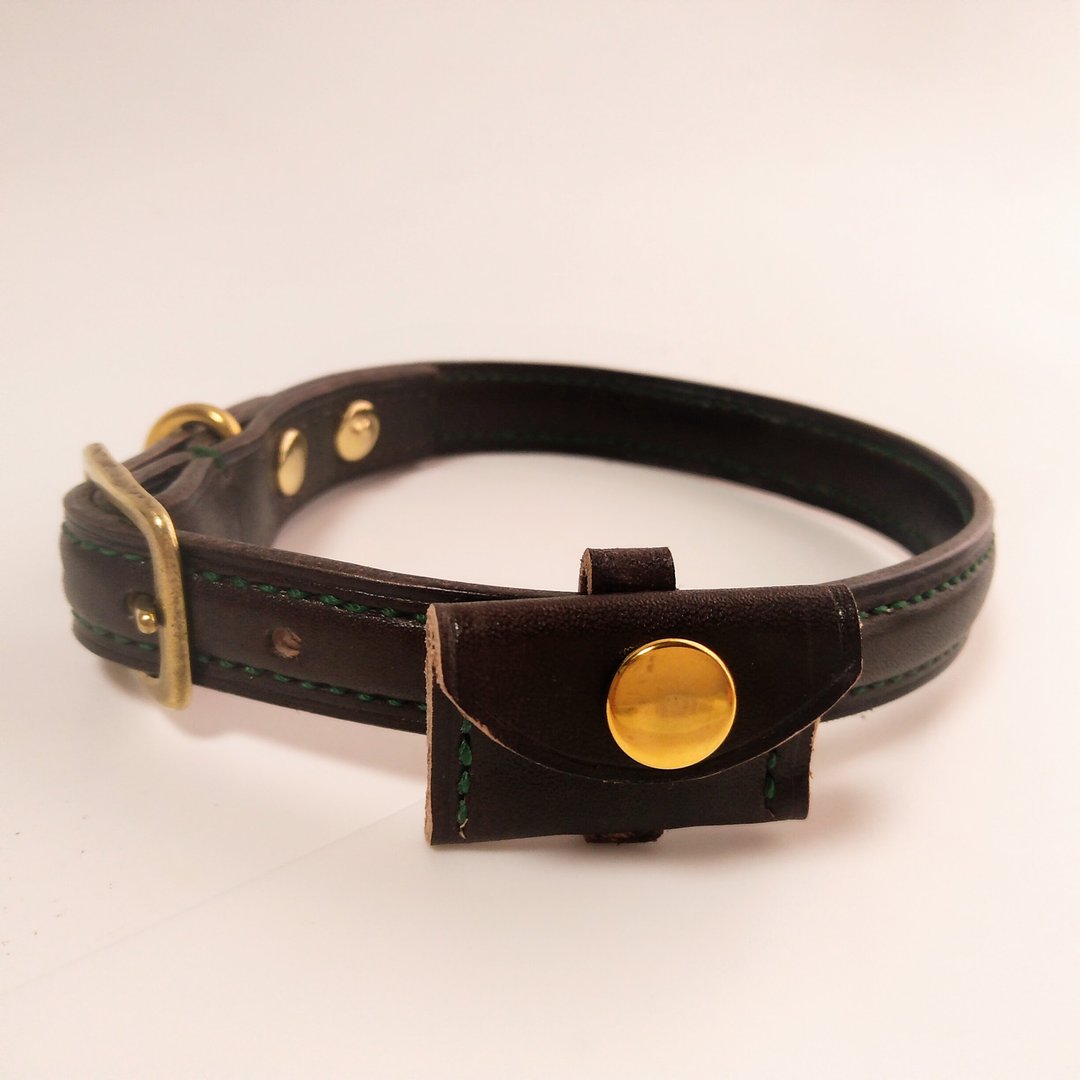 Genuine Leather - Hand Sewn - Elegant and Durable Dog Collar - Chocolate - Green - Chocolate - Green Thread - 项圈/牵绳 - 真皮 咖啡色