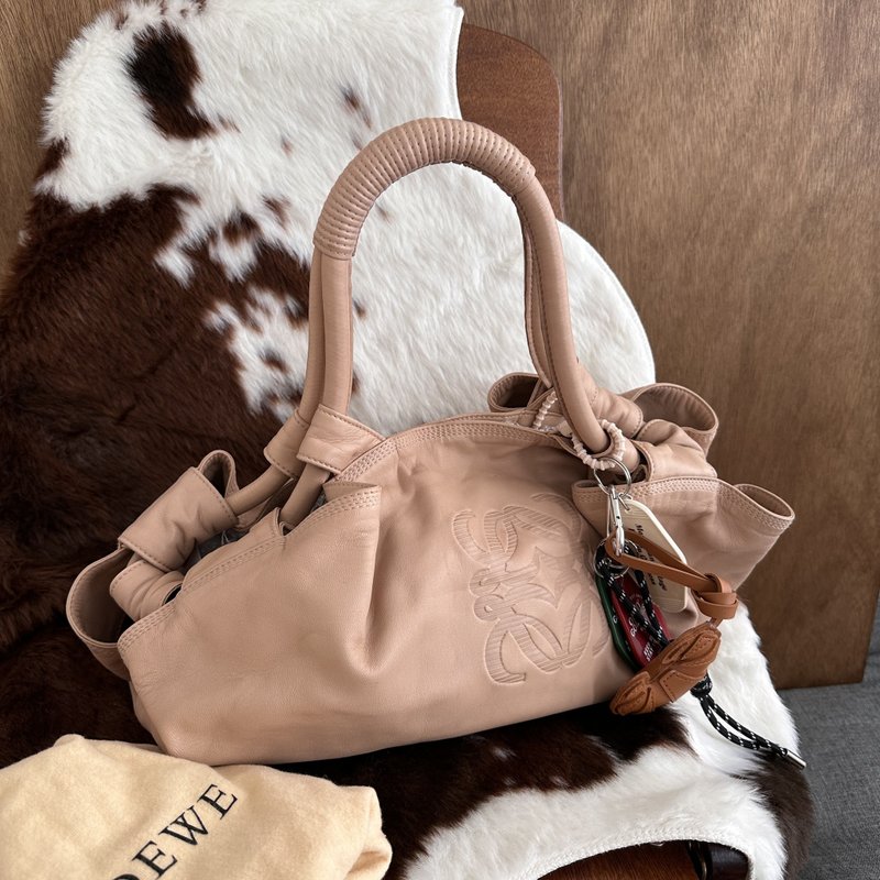 中古包 Loewe 罗意威 小羊皮云朵肩背包 - 手提包/手提袋 - 真皮 粉红色