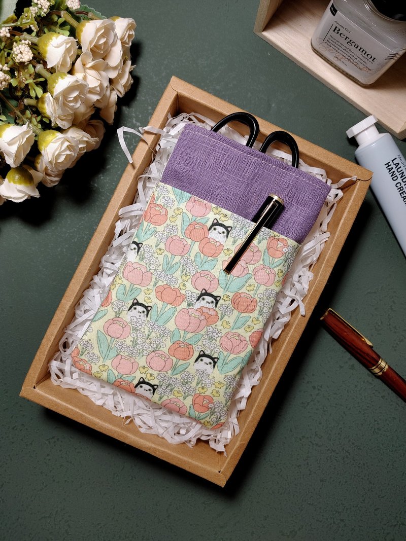 环保抗菌布 手工缝制-护理师/医师 双层笔袋 配色款-花朵猫(紫) - 铅笔盒/笔袋 - 棉．麻 多色