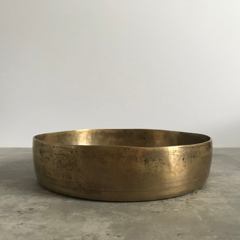 古董黄铜浅型颂钵/花器 脐轮冥想静心 Singing Bowl - 其他 - 其他金属 