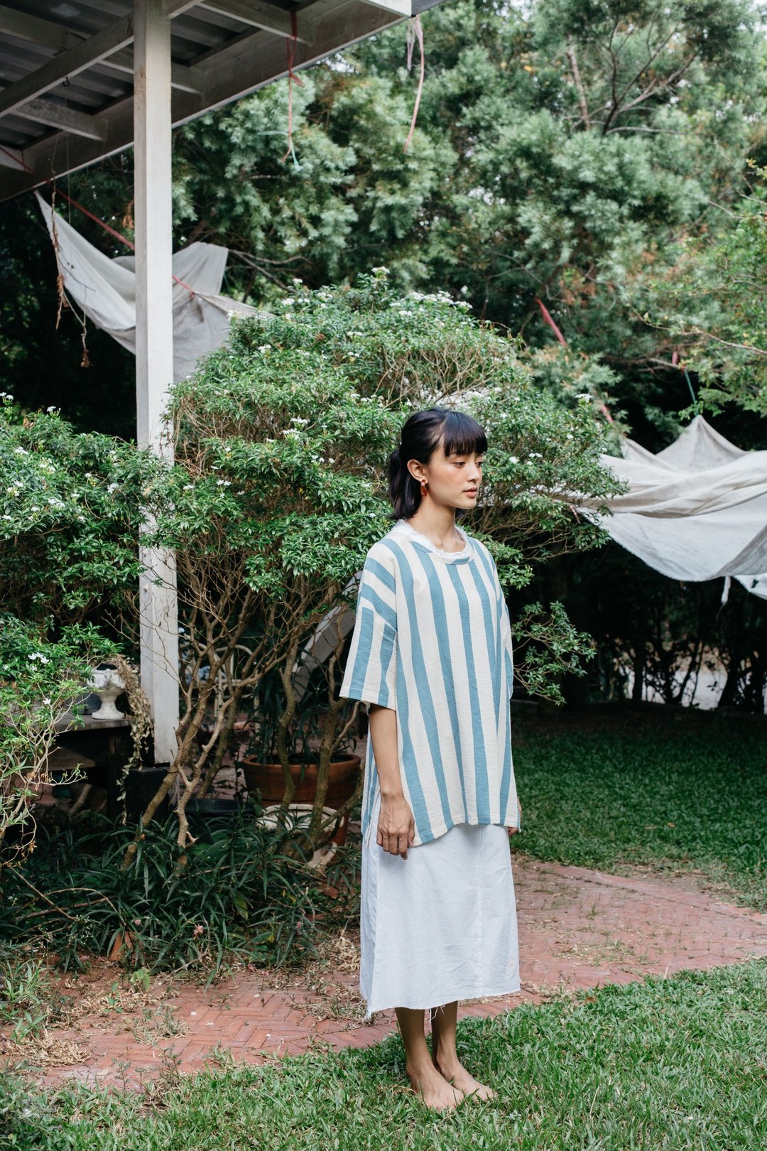 Mulmul blue brush  oversized T-shirt - 女装 T 恤 - 棉．麻 蓝色