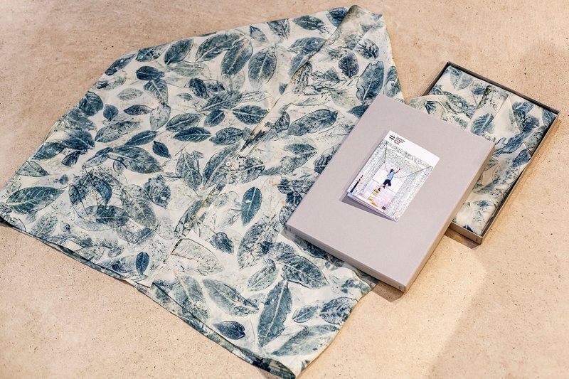 植物拓染丝质短外套 - 其他 - 丝．绢 蓝色