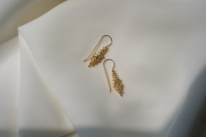 Bubbling Sensations Hook Earrings - 耳环/耳夹 - 银 金色