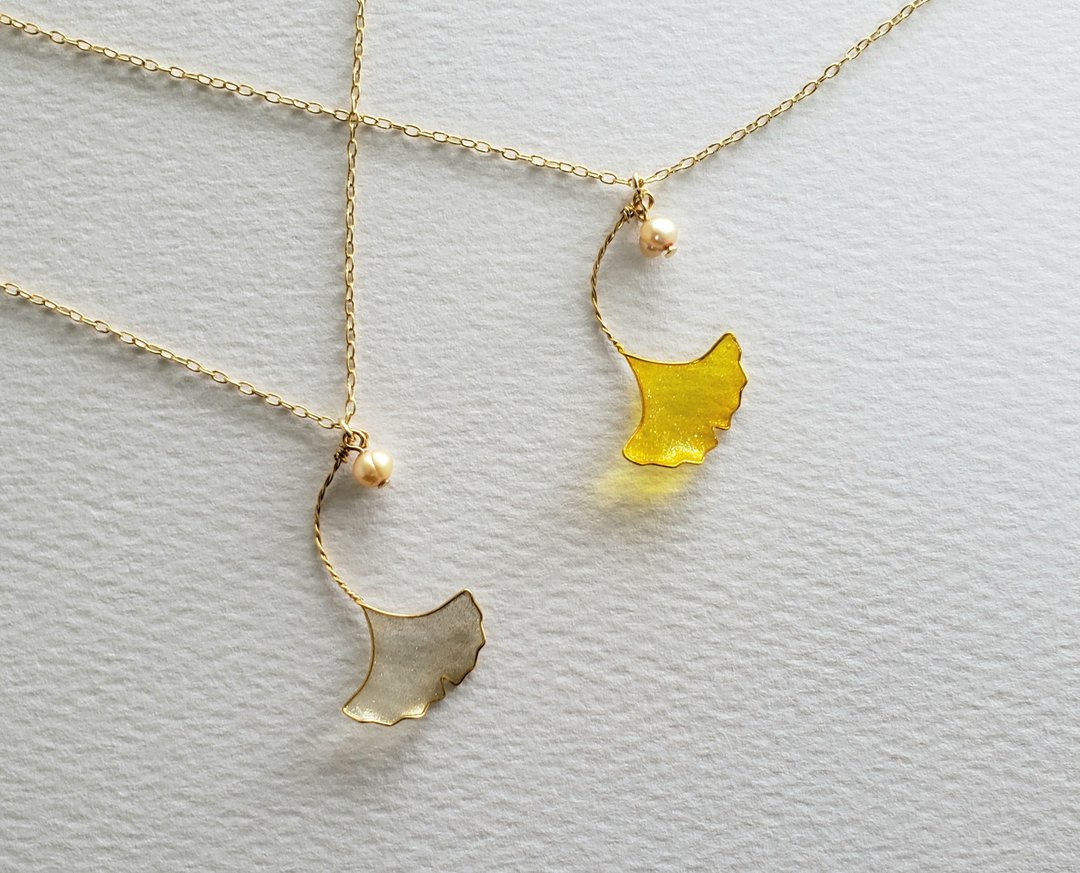 ginkgo leaf simple necklace yellow or gold - 项链 - 树脂 黄色