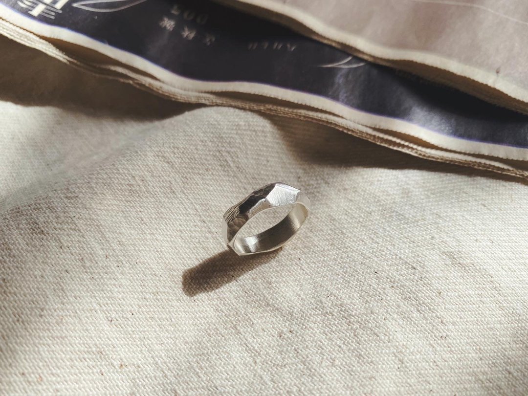 Angle Ring 角面戒 - 戒指 - 纯银 银色