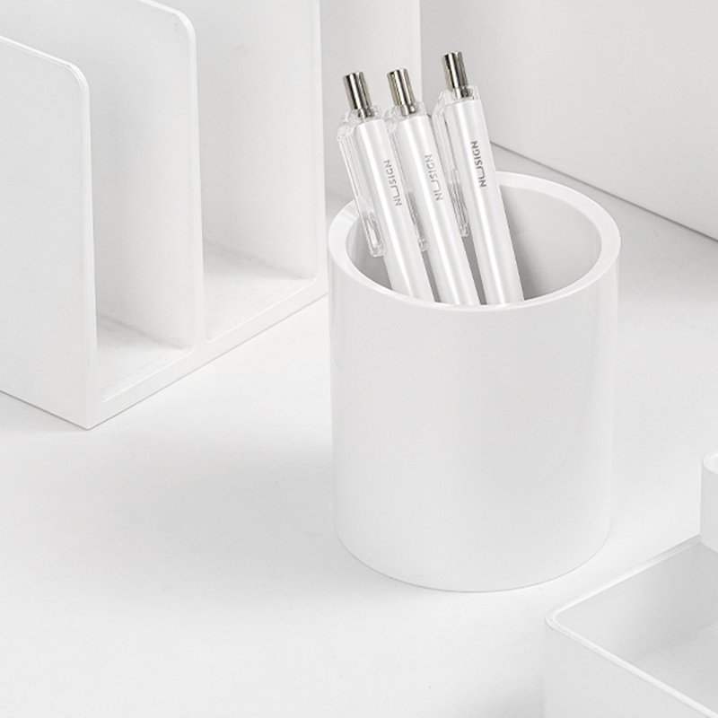 得力Deli NU SIGN笔筒/NS023/白色/83x95mm - 笔筒/笔座 - 塑料 白色