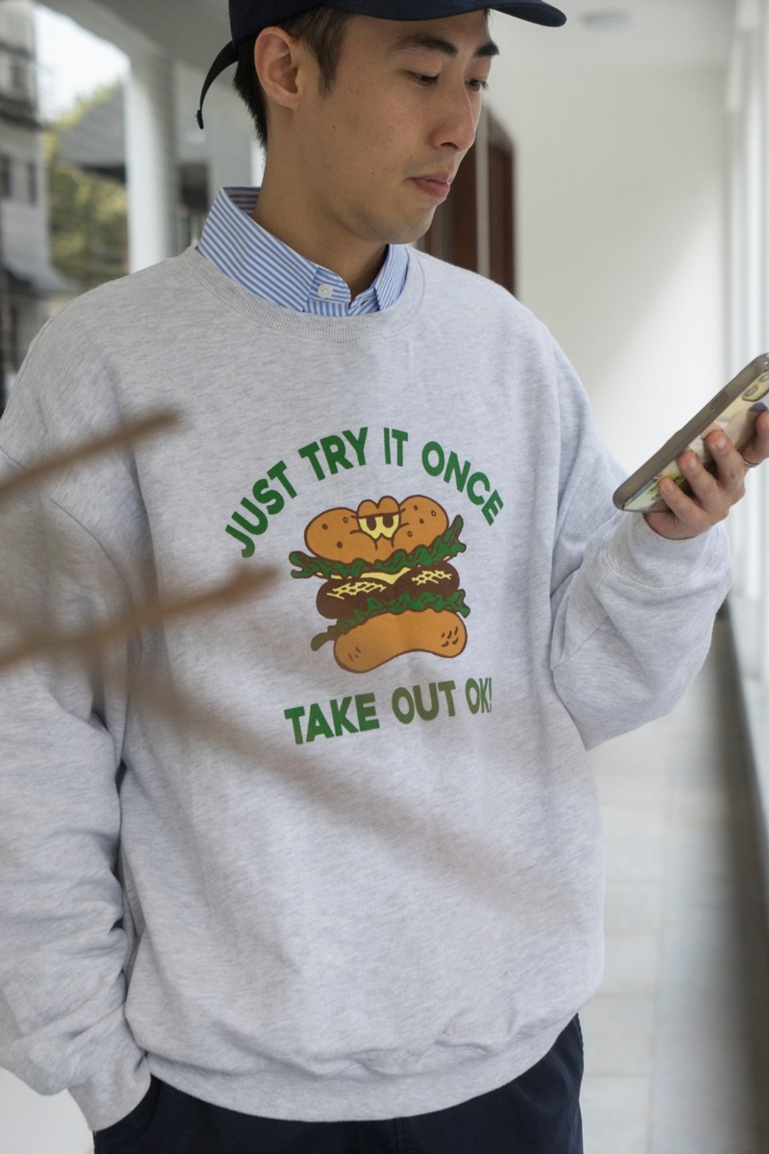 美式复古卡通汉堡卫衣 日系宽松款 OVERSIZE HOODIE - 男装上衣/T 恤 - 棉．麻 灰色