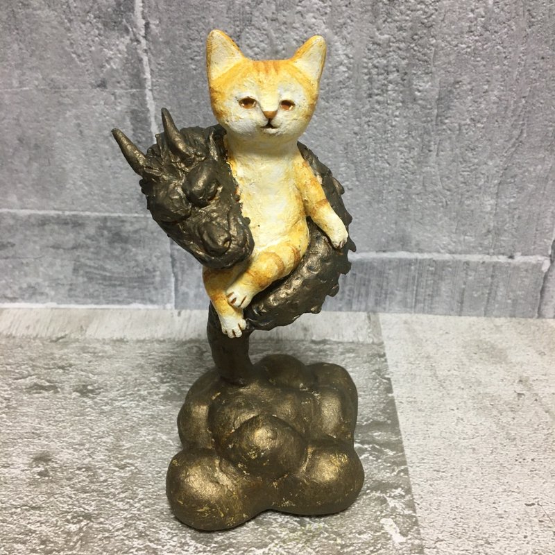 一只被龙所爱的猫 - 玩偶/公仔 - 粘土 金色