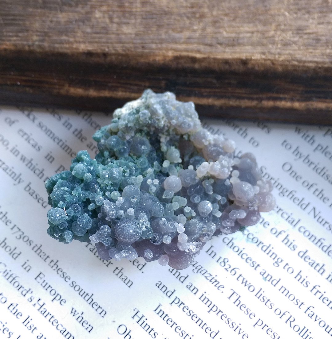 Grape Quartz 印尼产地 葡萄状 紫色石英 葡萄玛瑙 天然矿石 原矿 - 摆饰 - 其他材质 