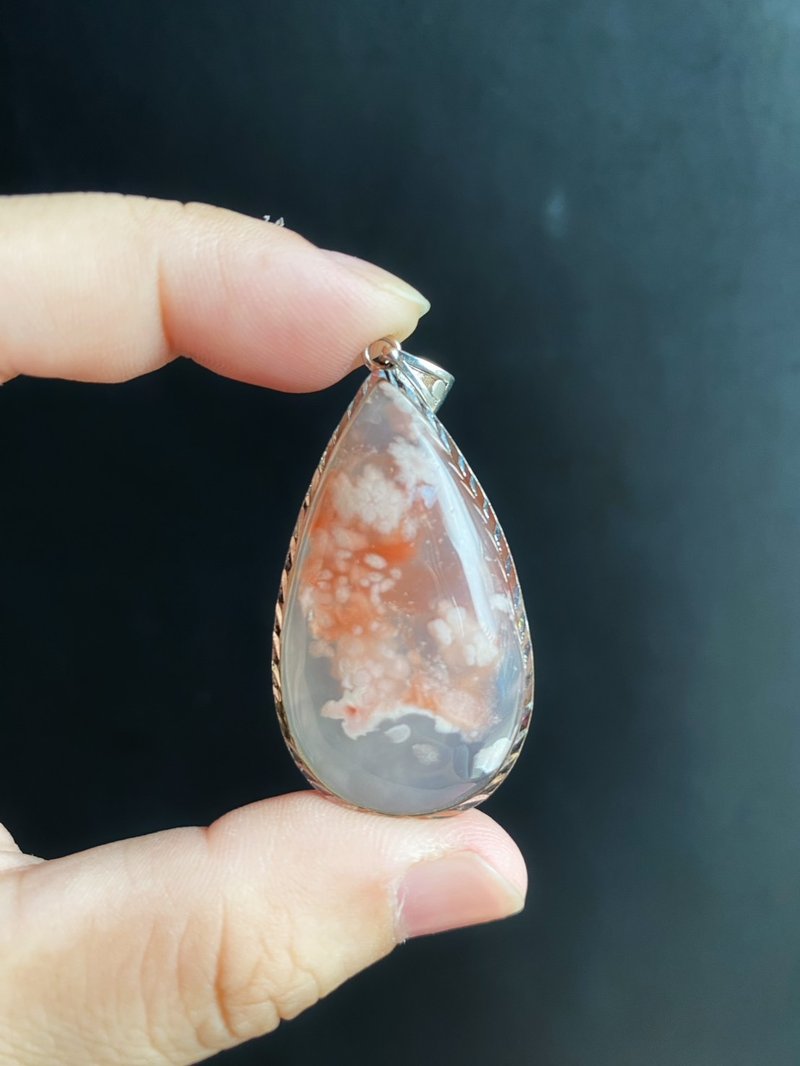 独特 樱花玛瑙 小花飘牛血红 S925银镶拖 浪漫 水中花 项链 天然 - 项链 - 水晶 红色