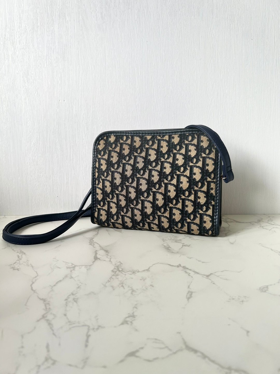 【LA LUNE】中古二手Dior蓝黑色老花皮革包单肩侧背斜孭背小手袋 - 侧背包/斜挎包 - 真皮 蓝色