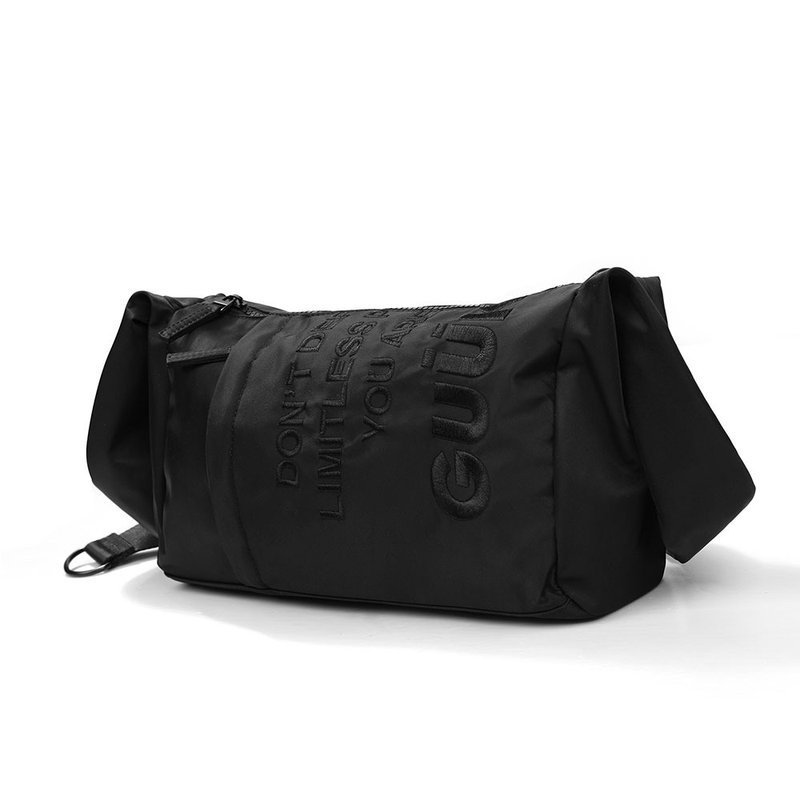 黑色尼龙斜挎包男款 字母刺绣单肩包休闲侧背包女 - 侧背包/斜挎包 - 其他材质 
