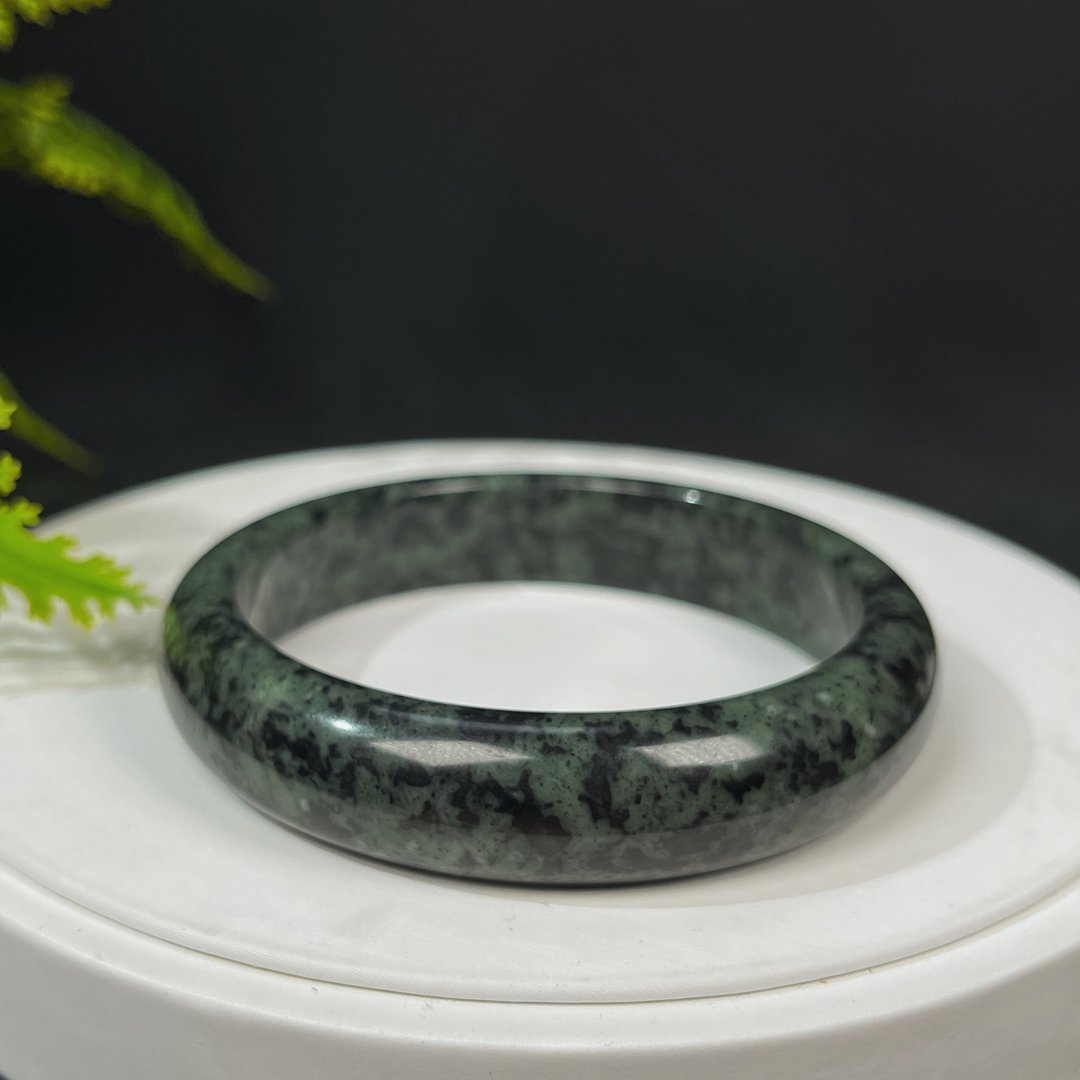 药王石手镯64MM 西藏墨绿玉手环 缓解疲劳 消除紧张 改善亚健康 - 手链/手环 - 玉石 绿色