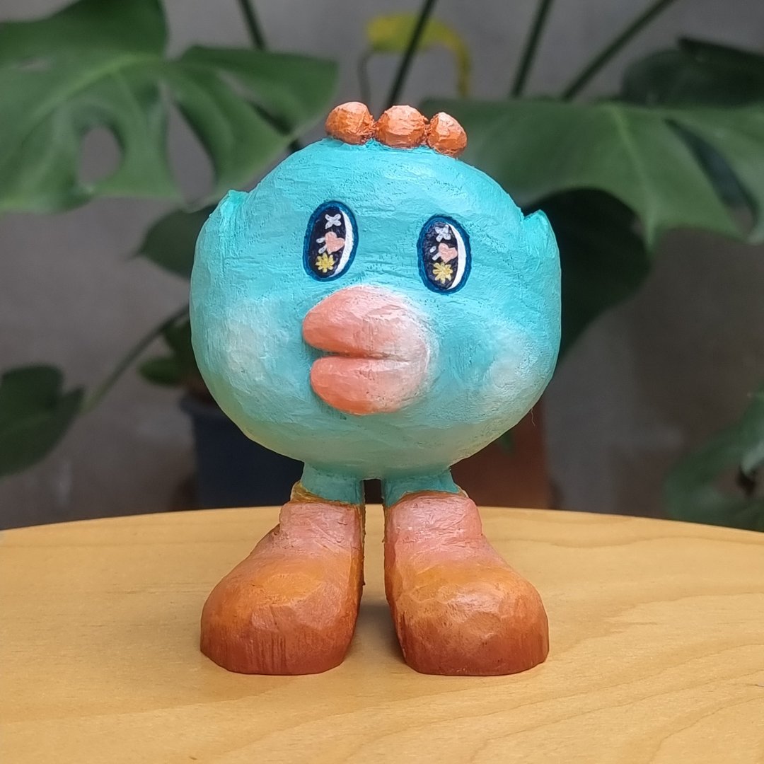 BLINKY wood carving art toy sculpture decoration - 摆饰 - 木头 蓝色