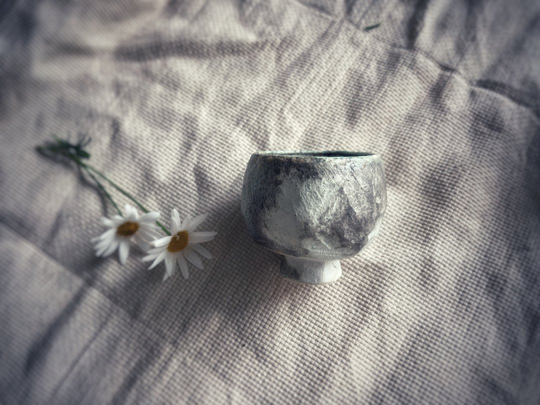 苏打烧小钵 / 静心时光的未定义 - 燃烧瓮 储物罐 小花器 笔筒 - 花瓶/陶器 - 瓷 银色